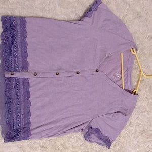 Purple shirt, Lace on the ends of shirt, button up, 16 to 18 kids.
